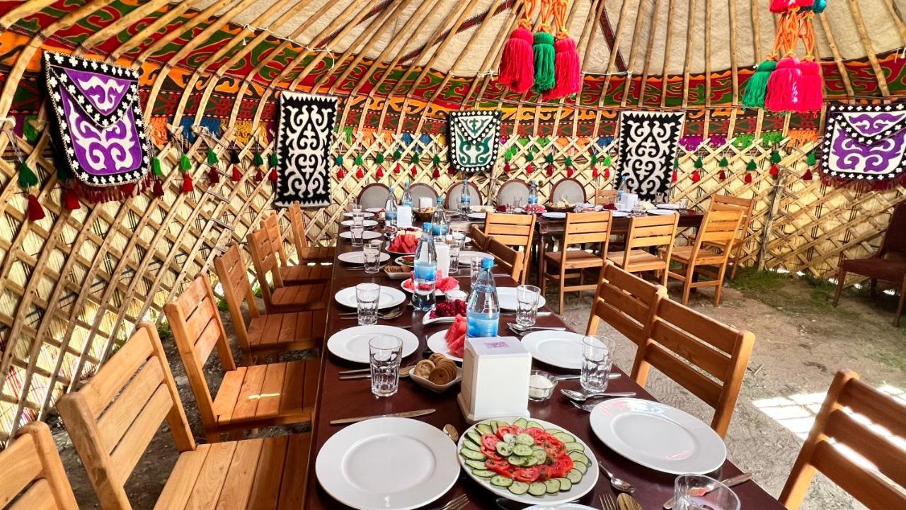 Kyzart Hotel & Horse Tours Bagysh Kültér fotó