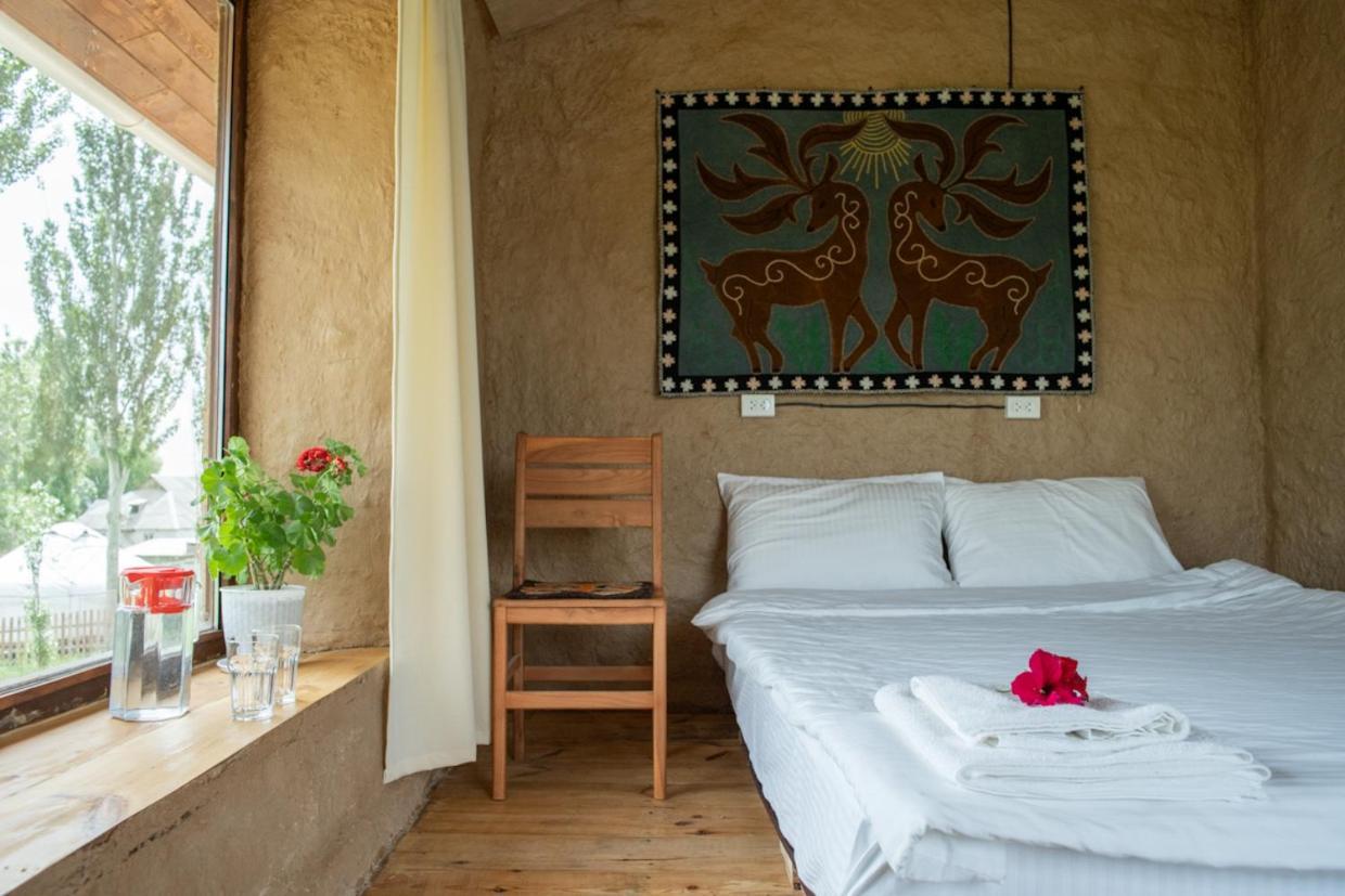 Kyzart Hotel & Horse Tours Bagysh Kültér fotó